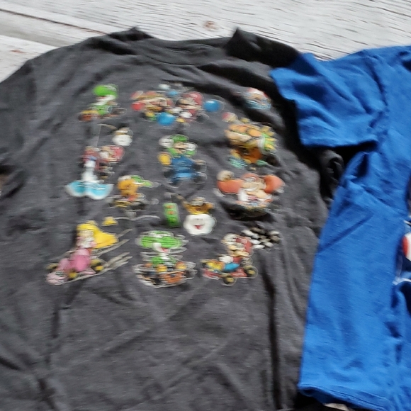 BOYS GRAPHIC TEES BUNDLE - Picture 6 of 11